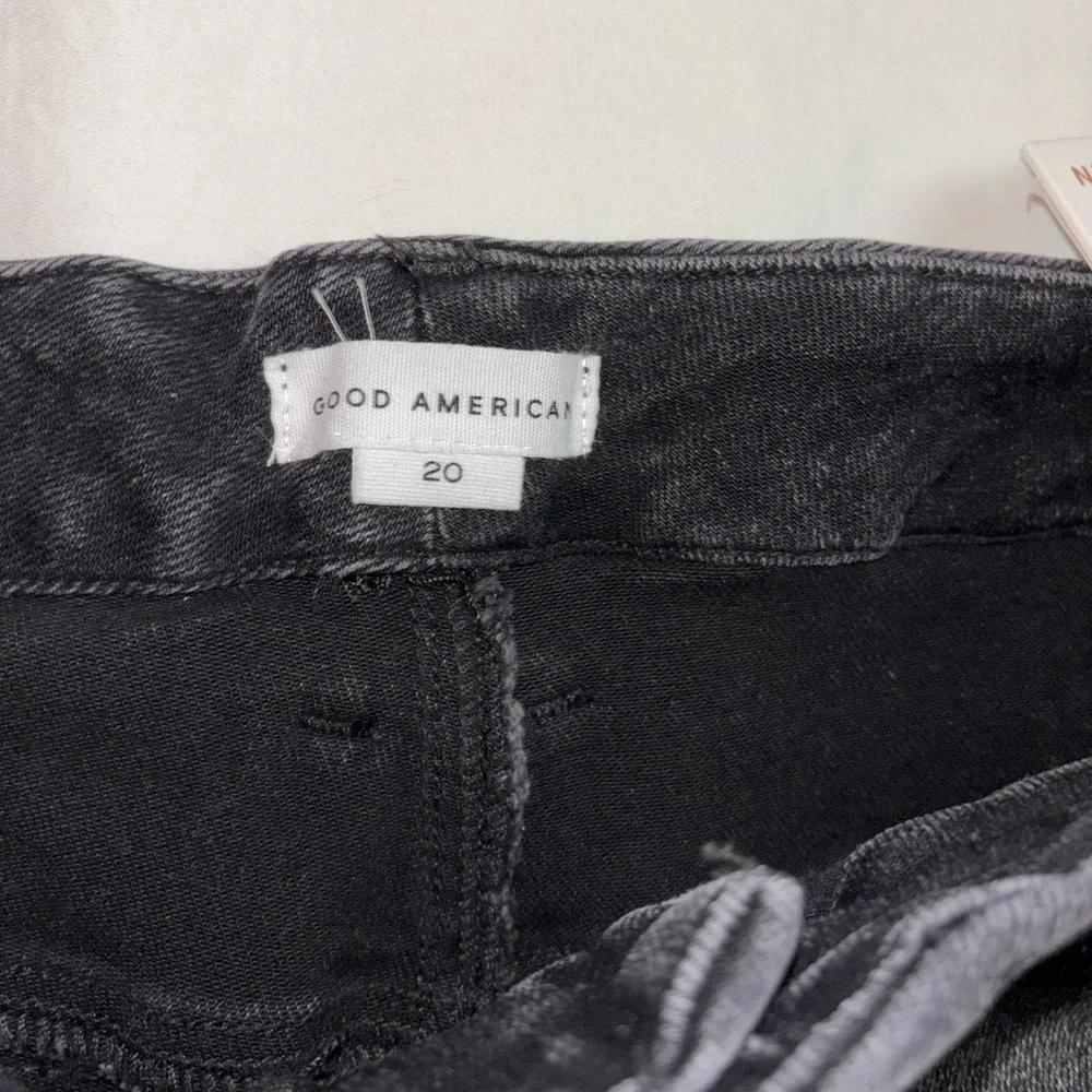 ✨NWT Good American Good Waist Crop Distress Knee - Picture 7 of 11